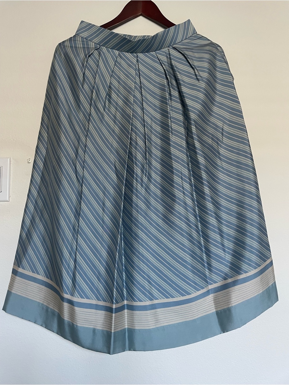 VINTAGE PURE SILK Blue Striped A-Line Midi Skirt PLEATED RARE 30in length